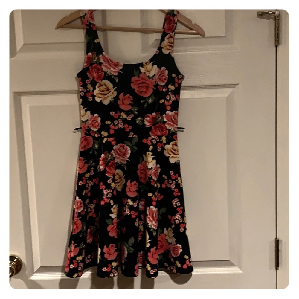 Juniors Dress